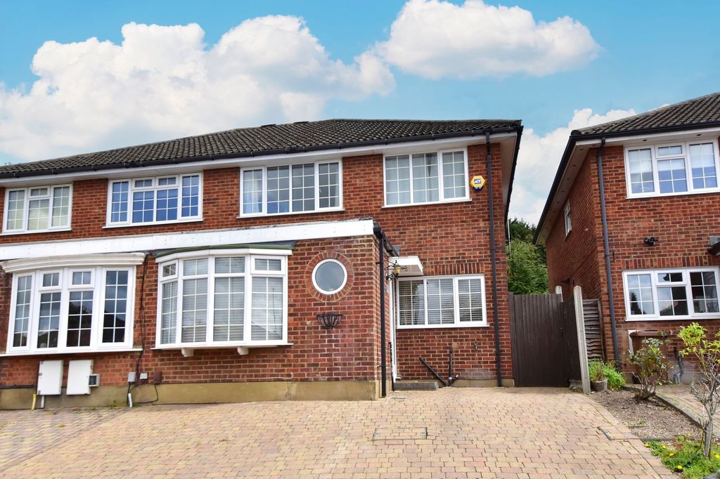 Property photo 1 of 34