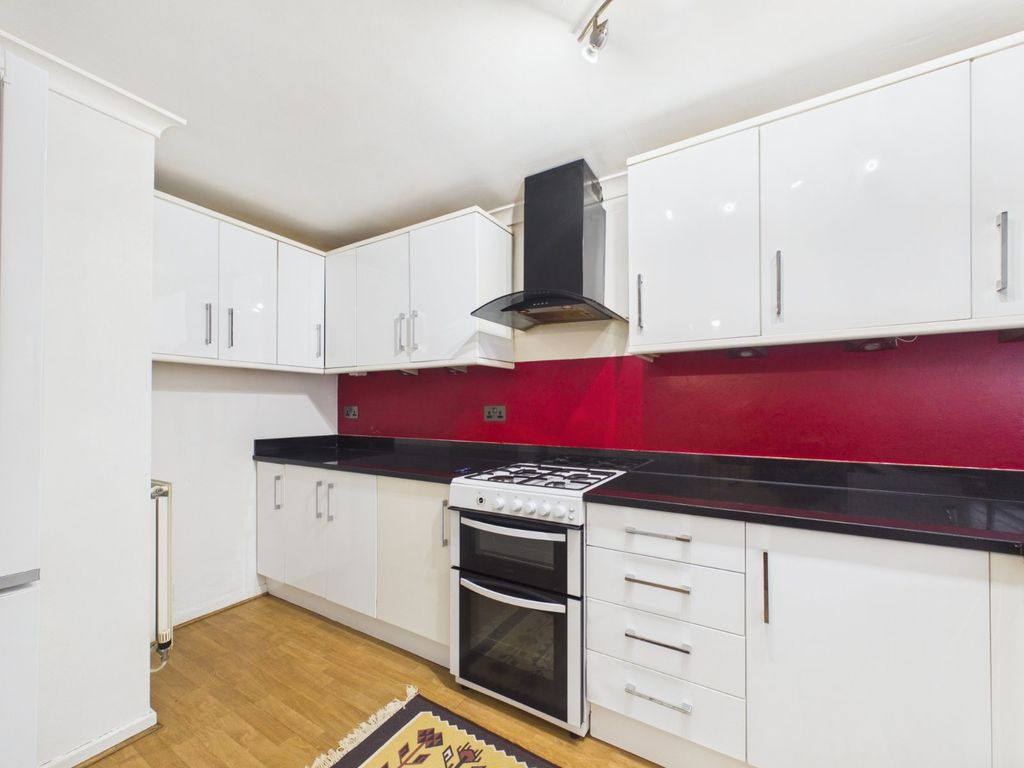 Property photo 2 of 12 Picture No. 02