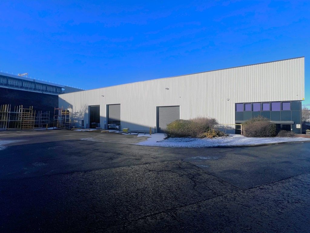 Property photo 2 of 2 Photo 4