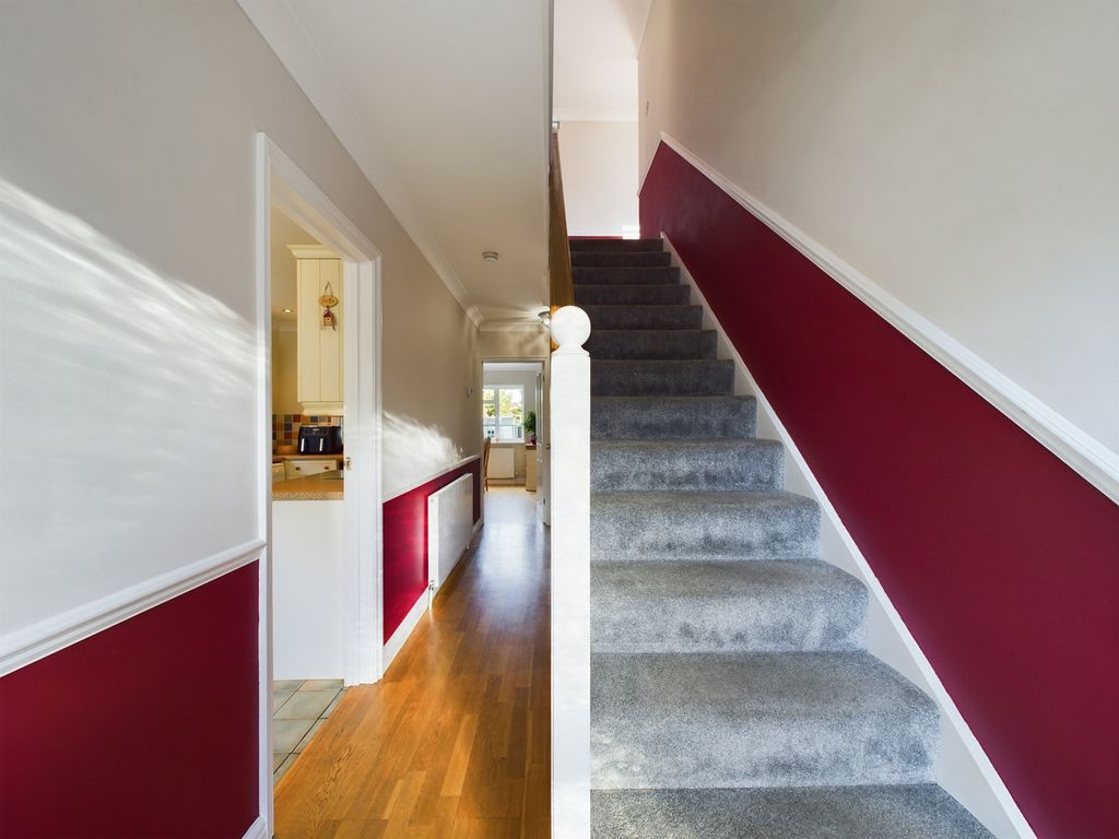 Property photo 3 of 24