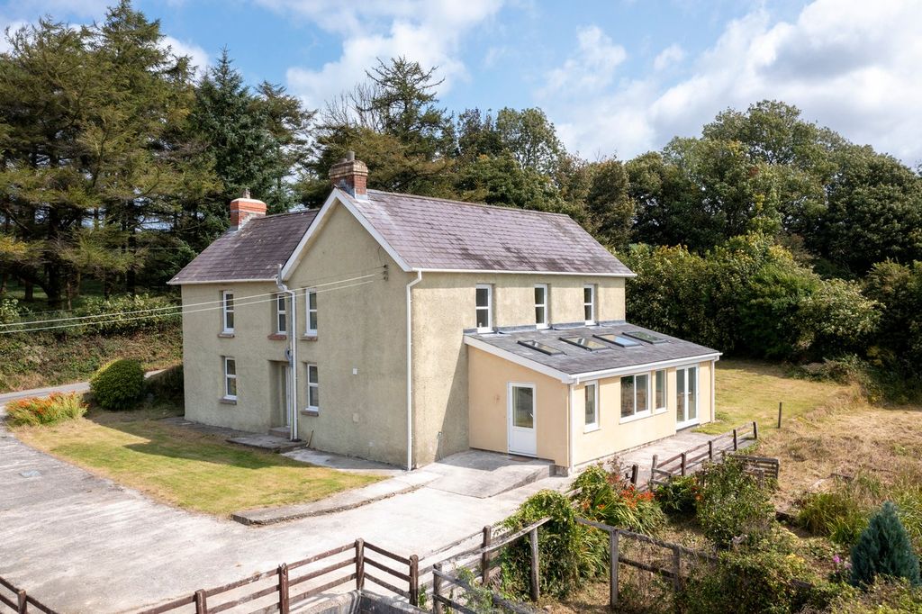 Property photo 1 of 48