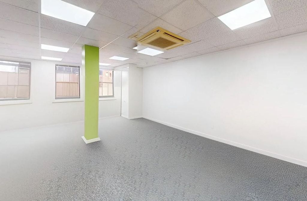 Property photo 3 of 5 Property_150_50.Jpg