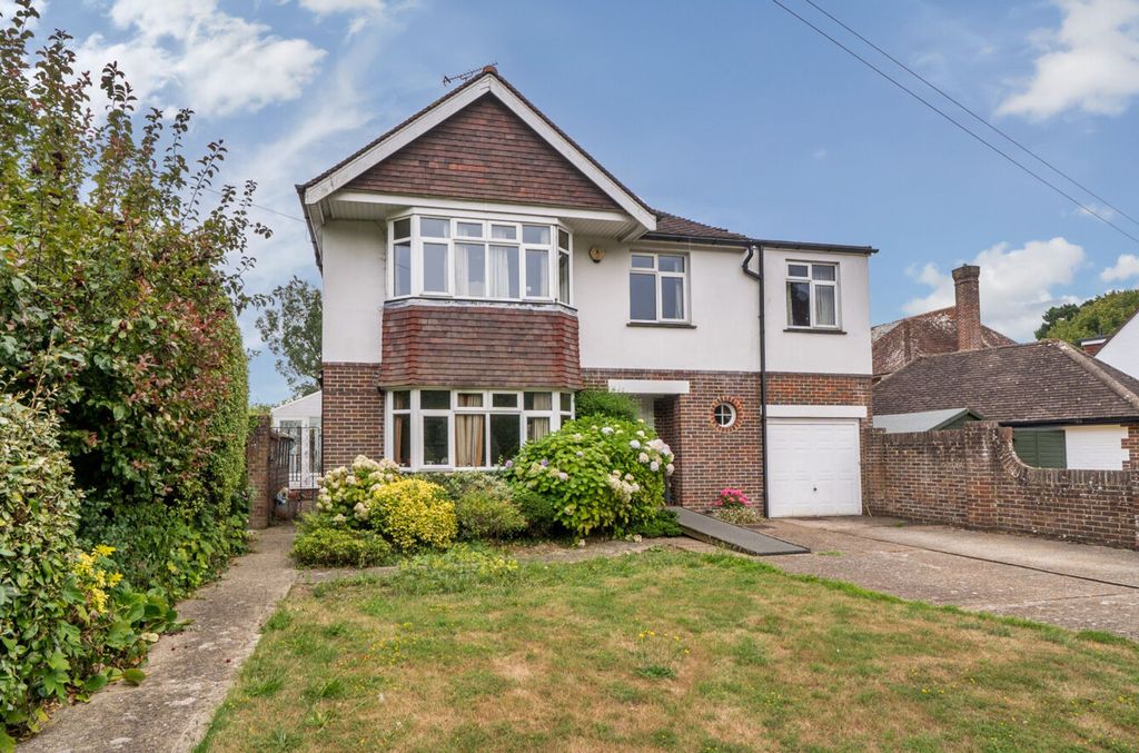 Property photo 1 of 26