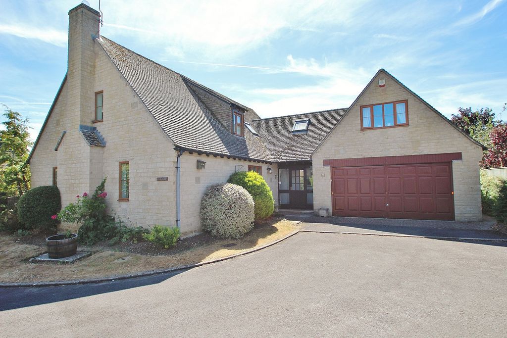 Property photo 3 of 18