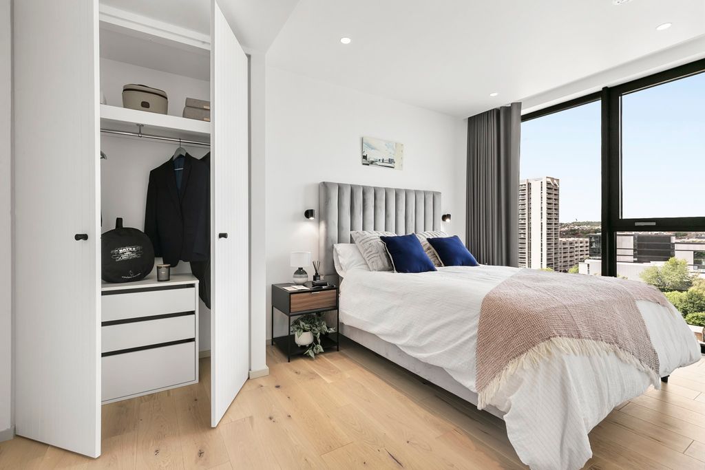 Property photo 3 of 38 Bedroom