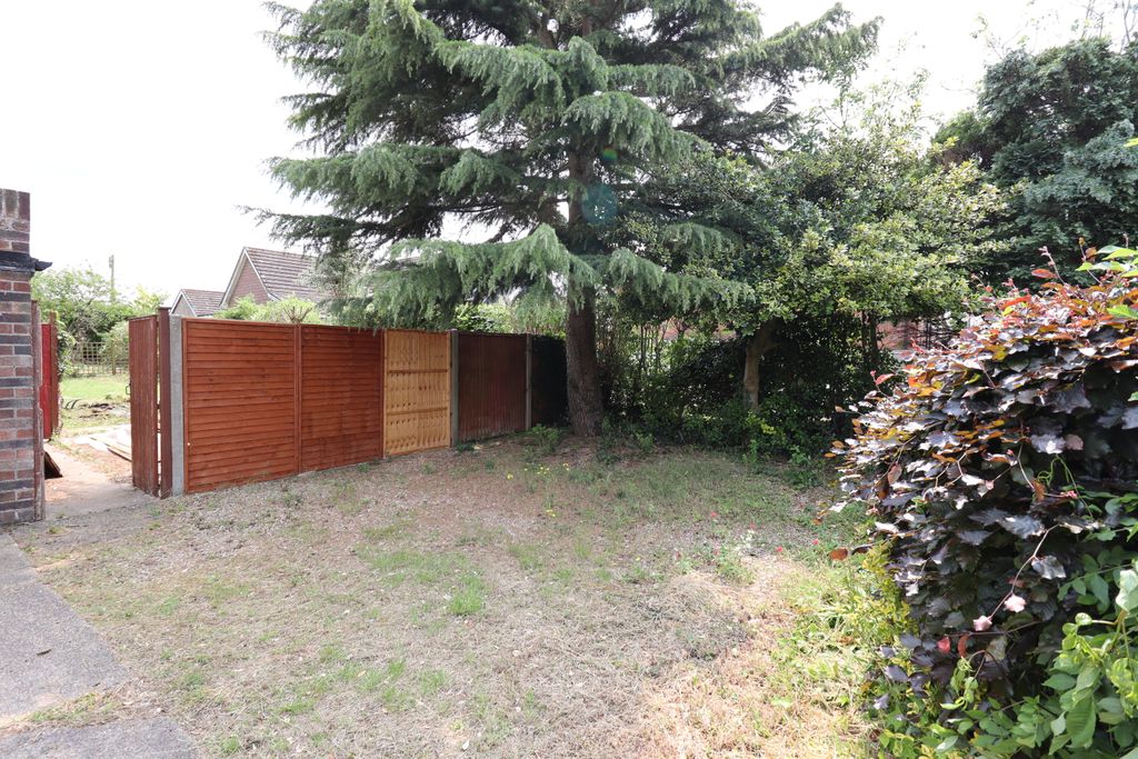 Property photo 3 of 7 Img_7850
