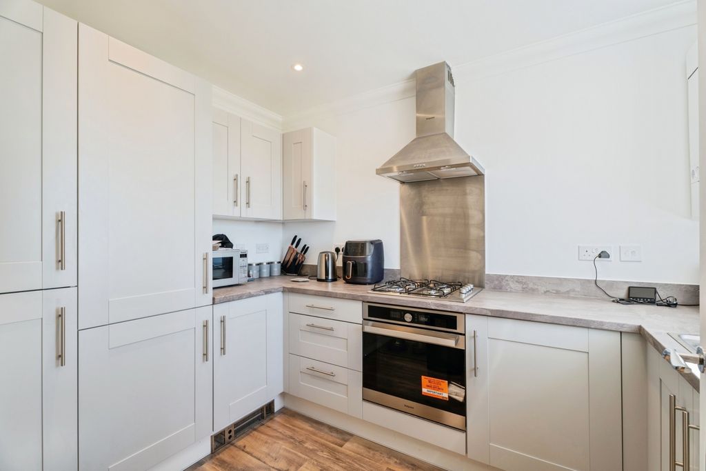 Property photo 2 of 21 Pbox-Img.Jpg