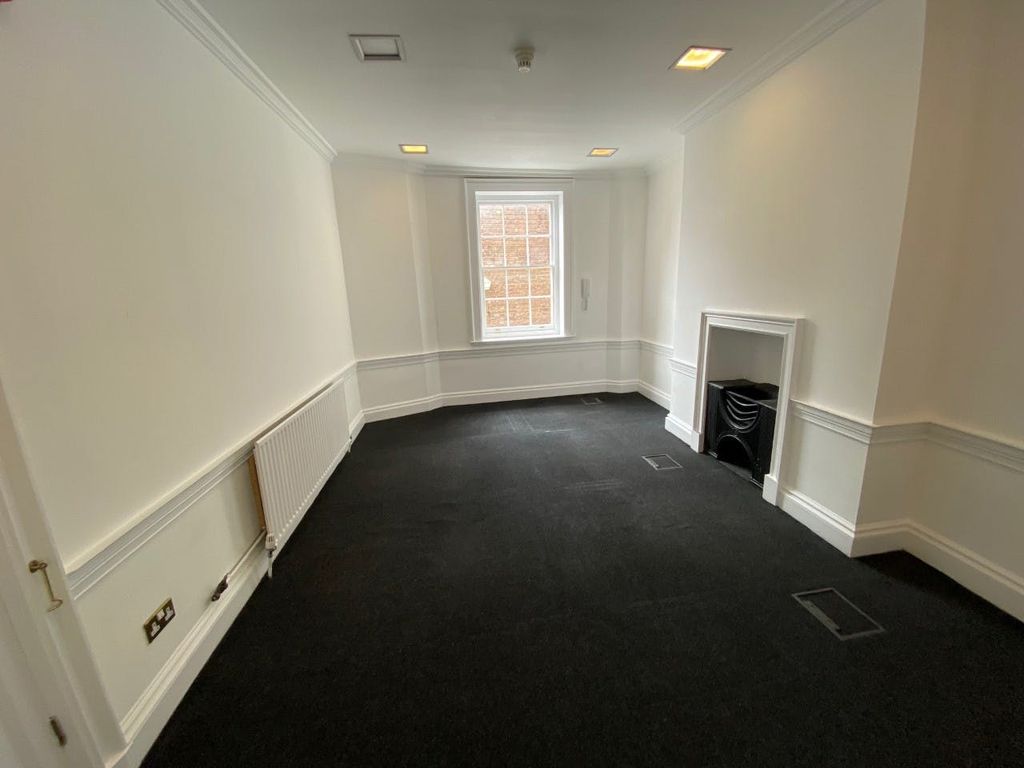 Property photo 2 of 9 Thumbnail_Img_3699.Jpg