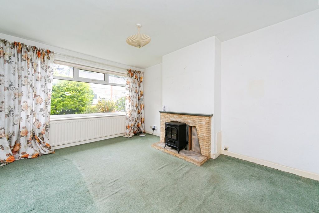 Property photo 2 of 17 Photo