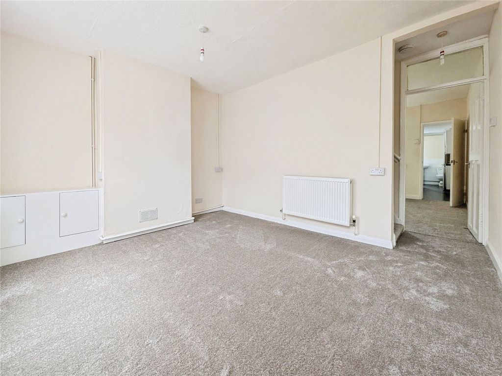 Property photo 2 of 8 Picture No. 08