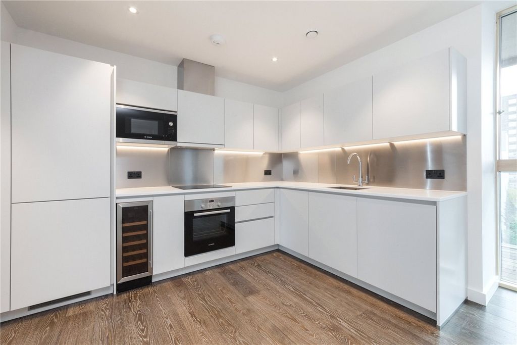 Property photo 2 of 8 Picture No. 04