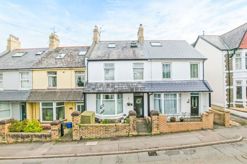 Property photo 1 of 30