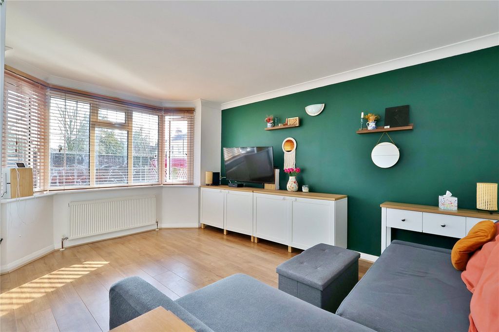 Property photo 3 of 14 Picture 3