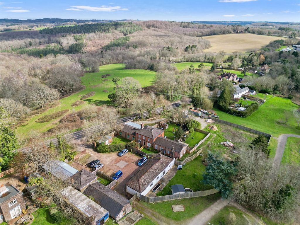 Property photo 1 of 37