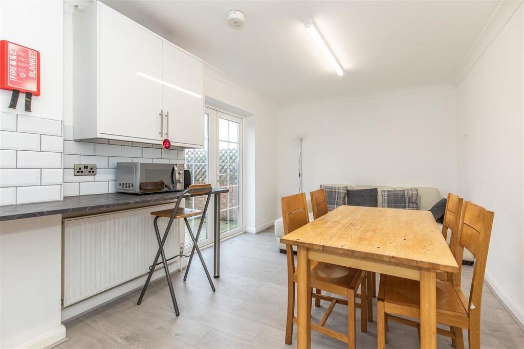 Property photo 3 of 15 Dining/Living Room