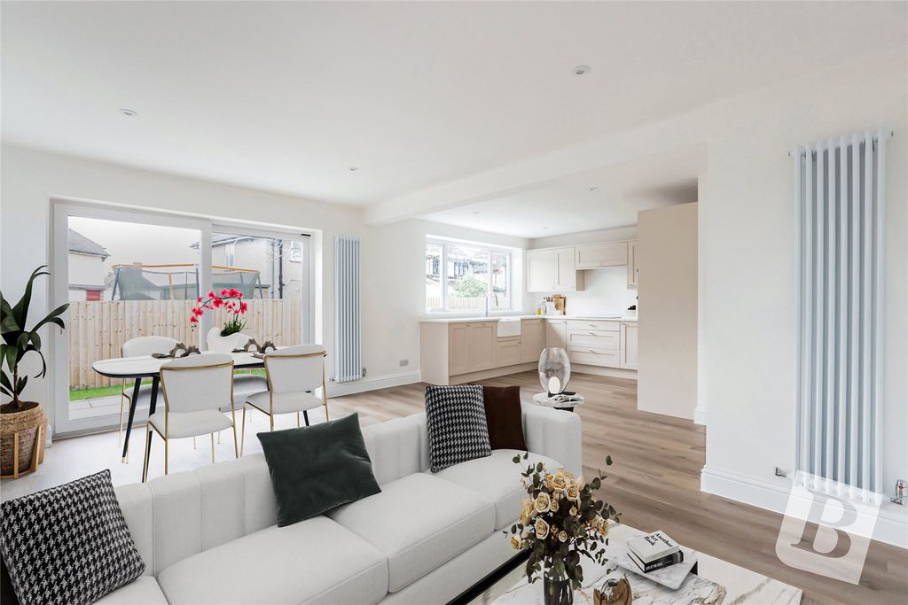 Property photo 3 of 26 Picture No. 31