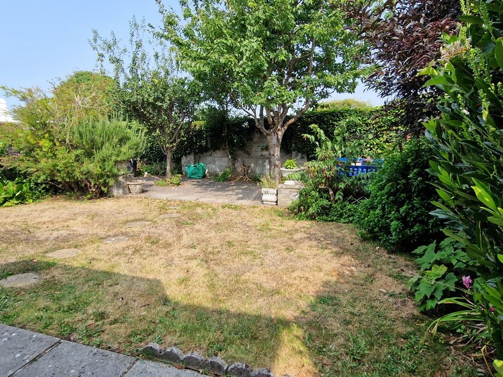 Property photo 2 of 26