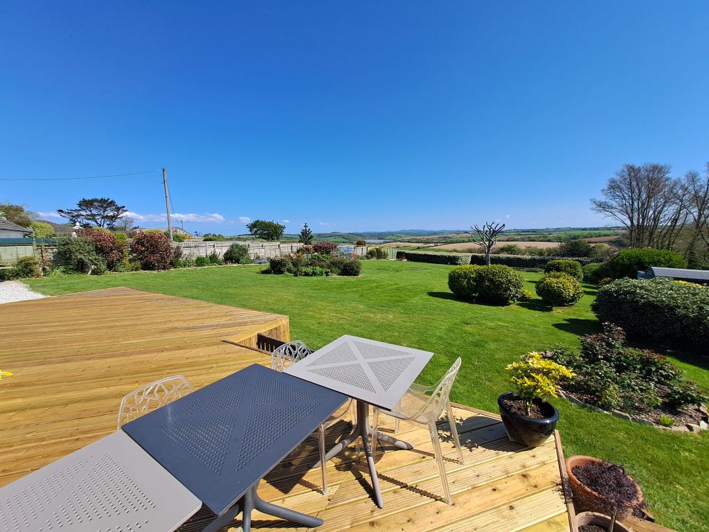 Property photo 1 of 18 2