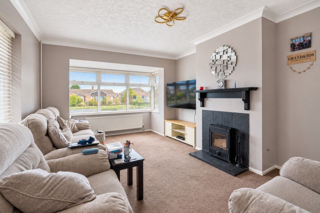 Property photo 2 of 15 006