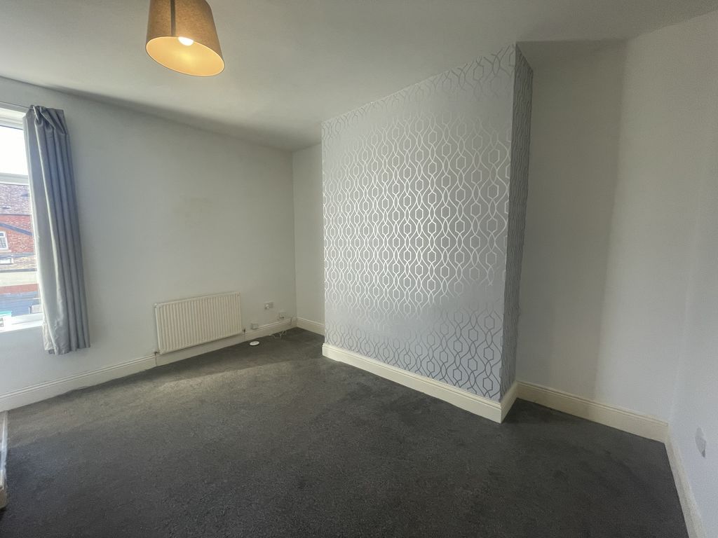 Property photo 2 of 6 Photo 4