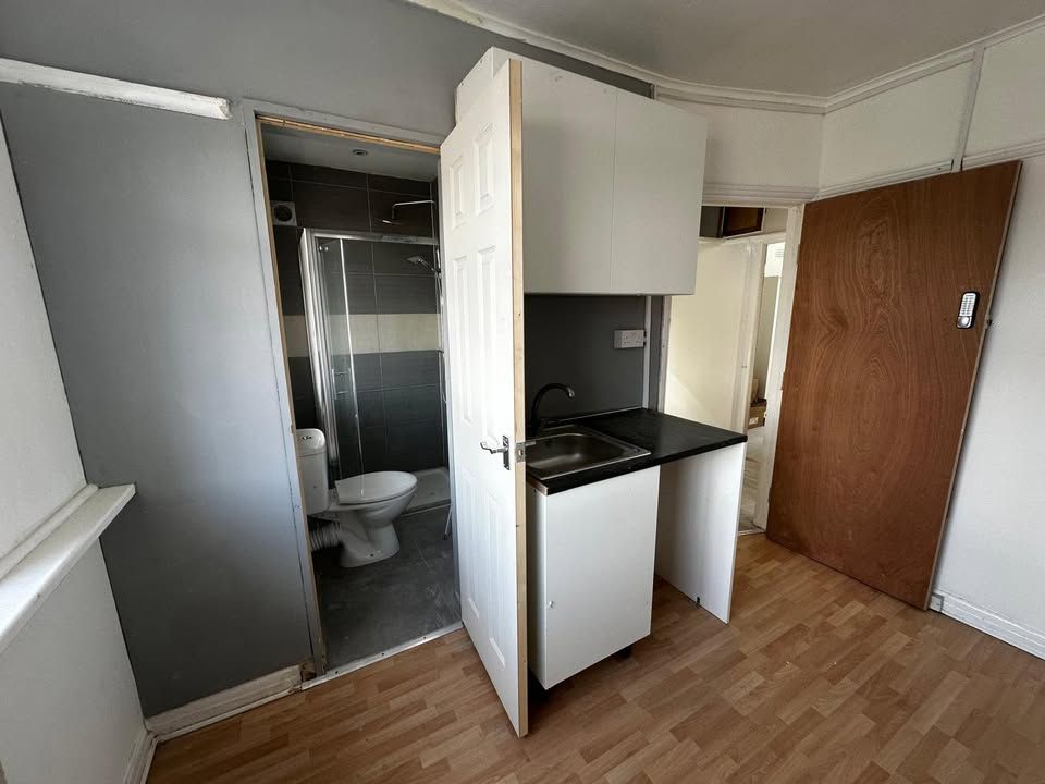 Property photo 1 of 3