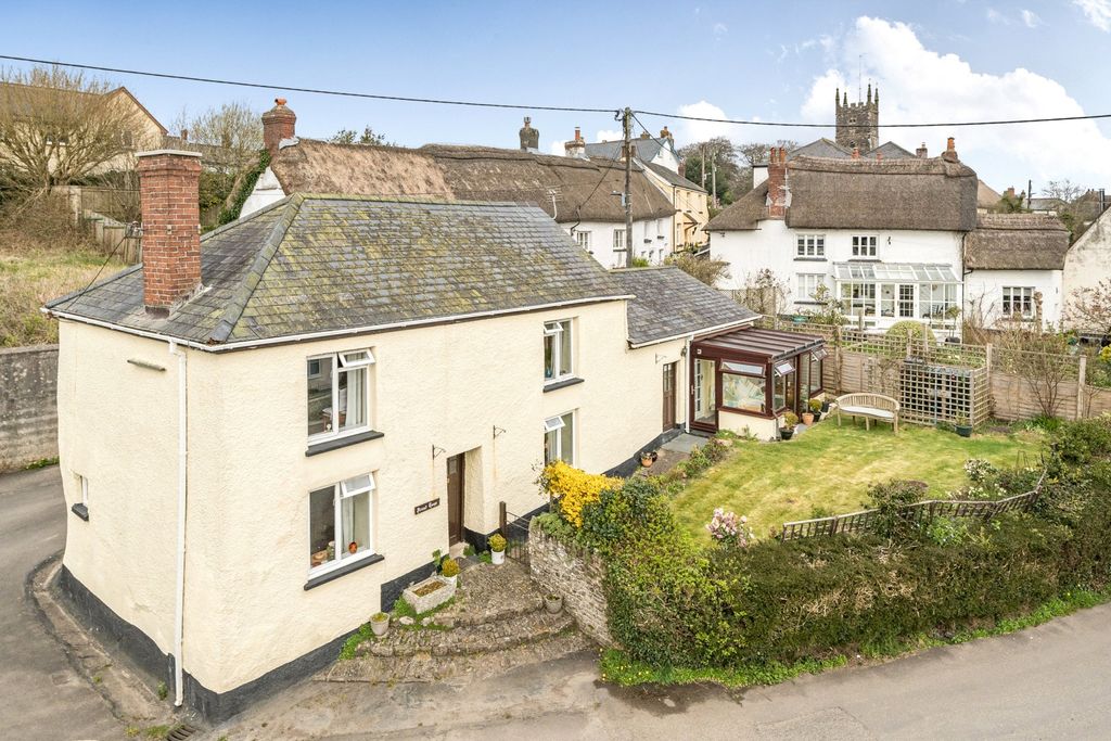 Property photo 1 of 15 1 - Picture No. 01