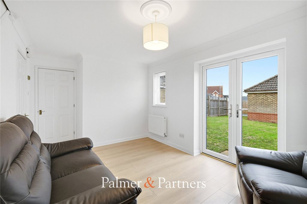 Property photo 3 of 14 Picture No. 28