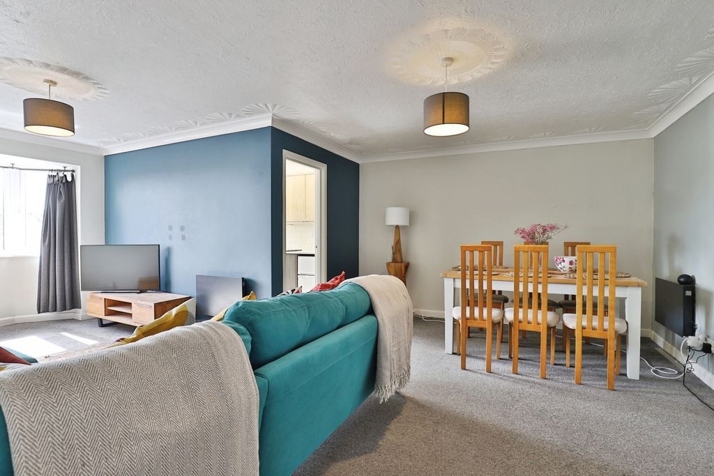 Property photo 2 of 15 Living Room