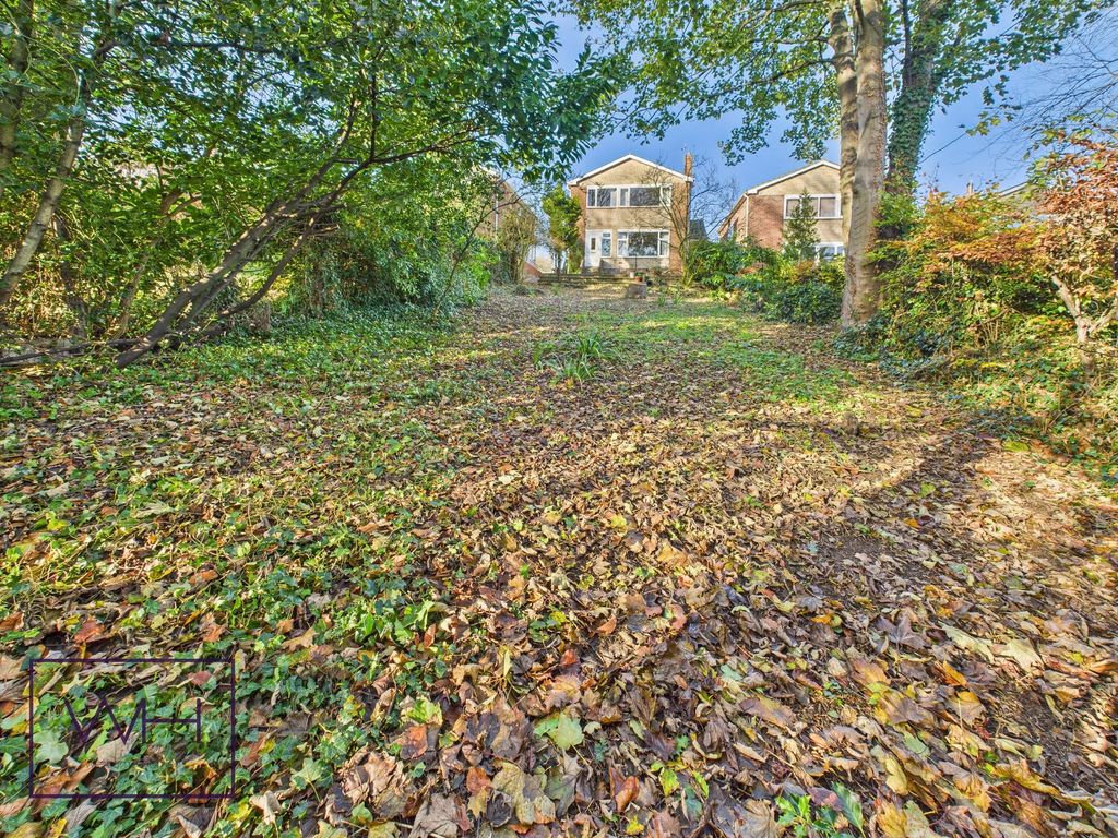 Property photo 2 of 20 Cam03785G0-Pr0320-Still021