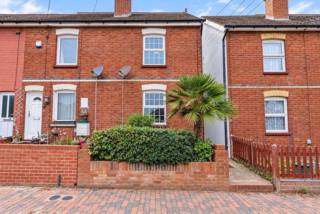 Property photo 1 of 18