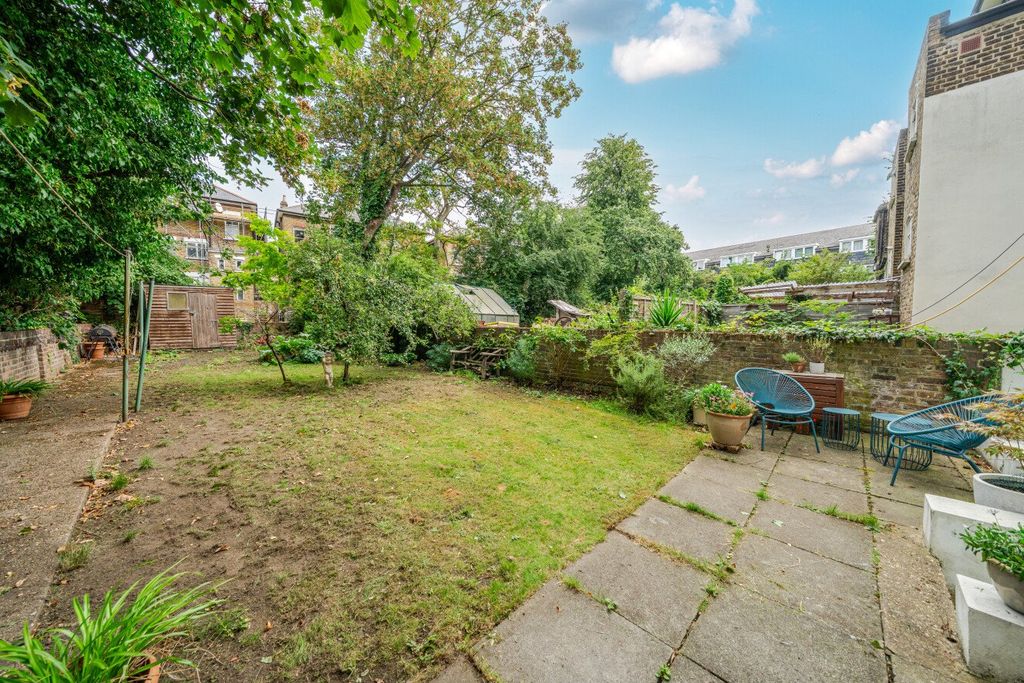 Property photo 3 of 19 Picture No. 14