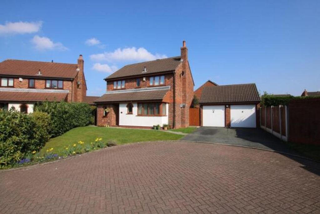 Property photo 1 of 17