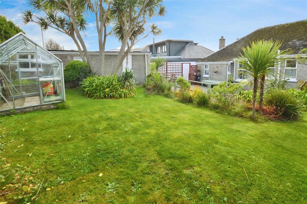 Property photo 3 of 18 Picture No. 07