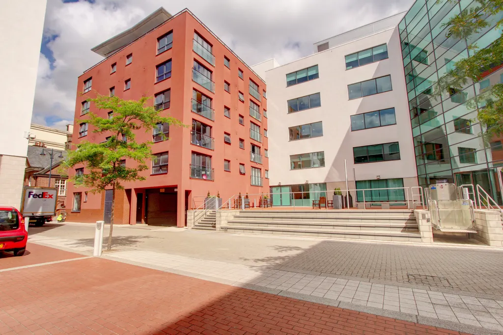Colton Square, City Centre, Leicester LE1 - View 3