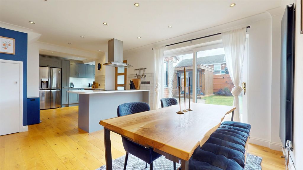 Property photo 2 of 18 02232026_234834.Jpg