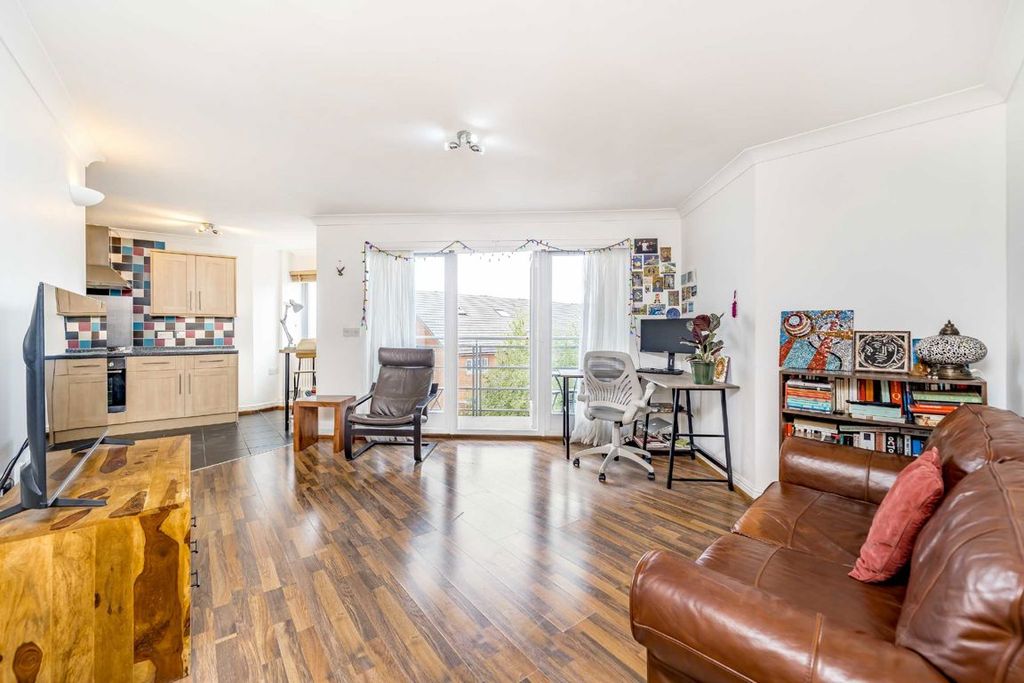 Property photo 2 of 5
