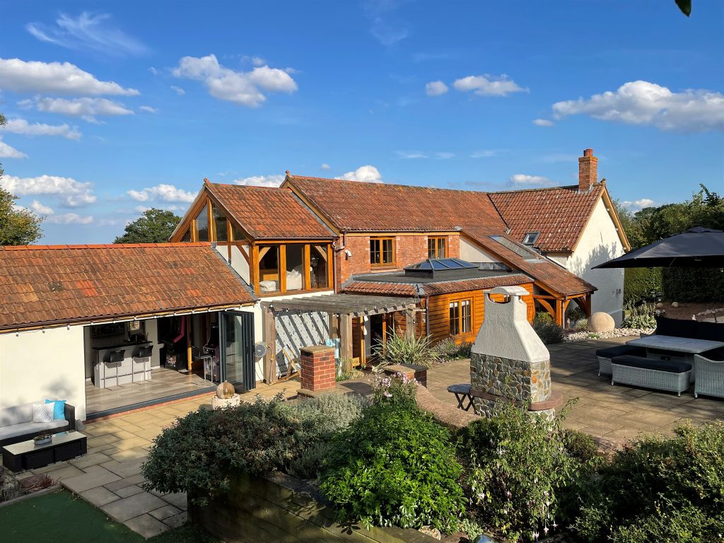 Property photo 1 of 34