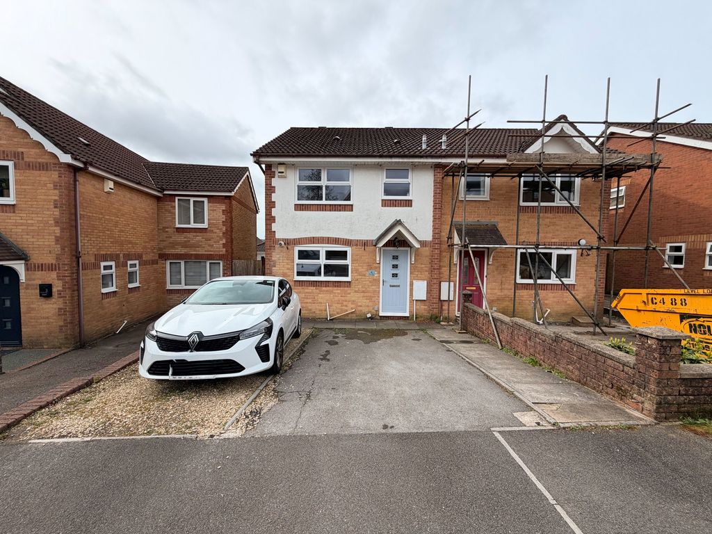 Property photo 1 of 21