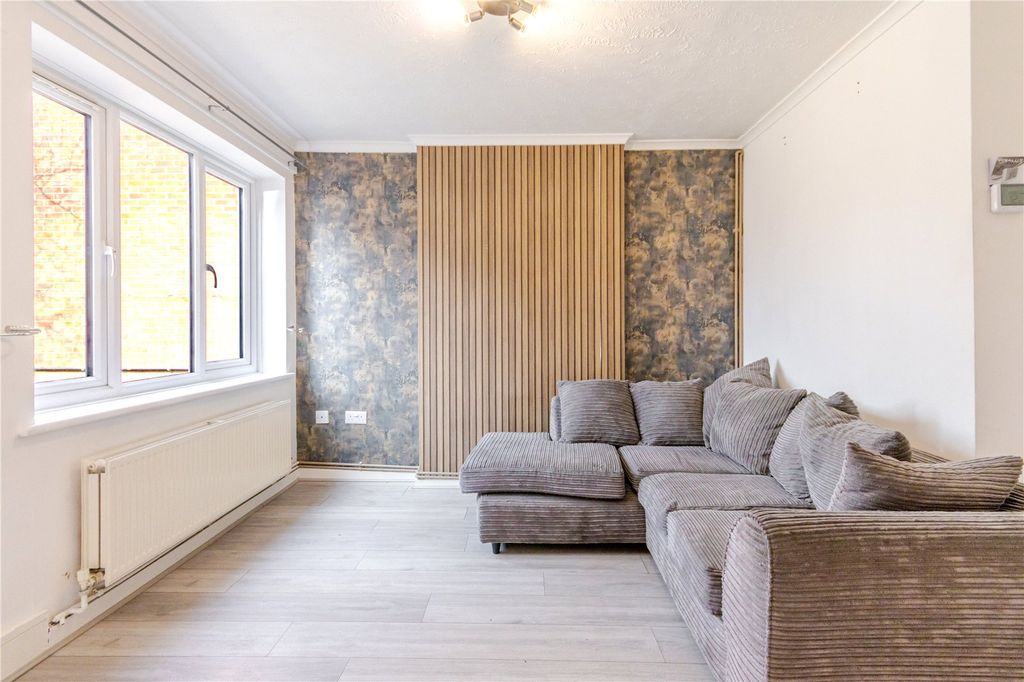 Property photo 3 of 9 Picture No. 03