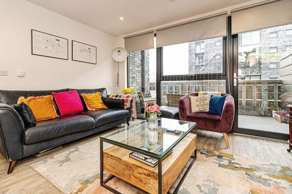 Property photo 2 of 29 Photo