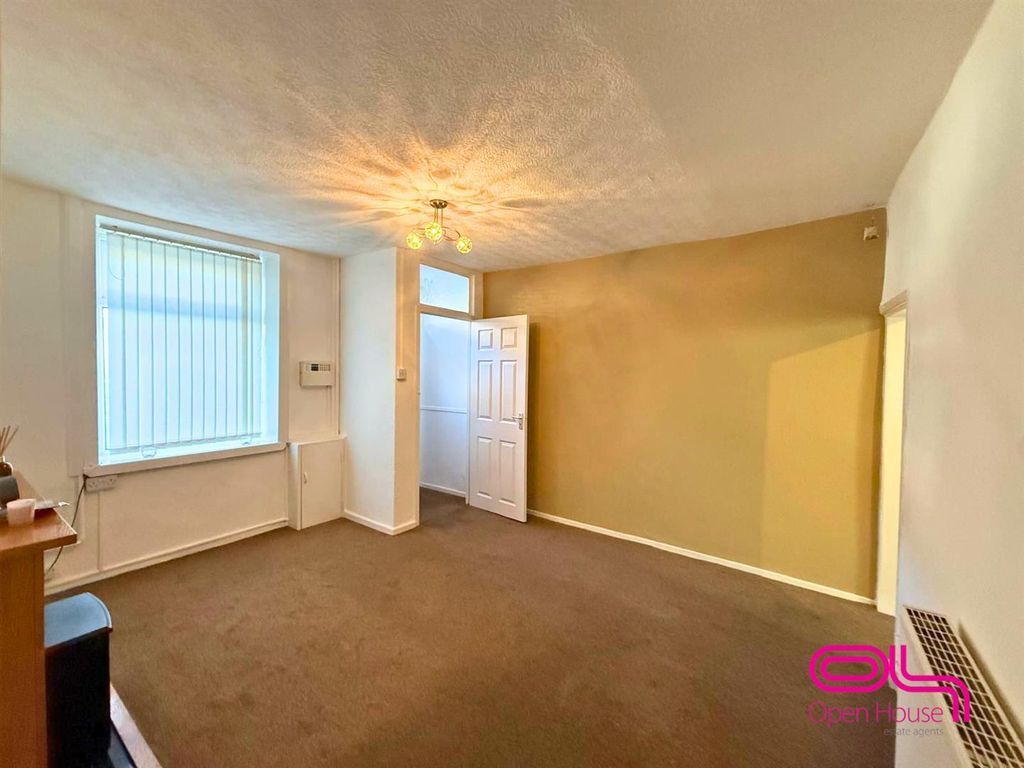 Property photo 3 of 11 Untitled Design - 2026-07-17T162916.005.Png