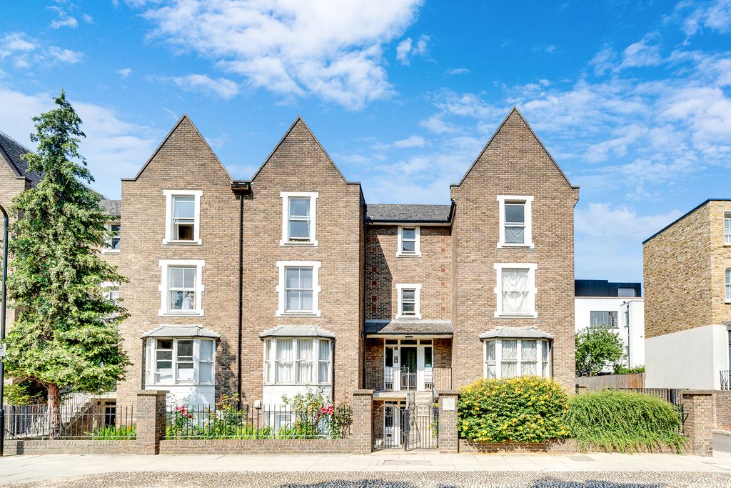 Property photo 2 of 10 Photo 10