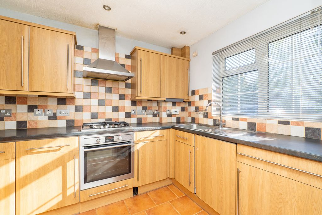 Property photo 2 of 15 Picture No. 46