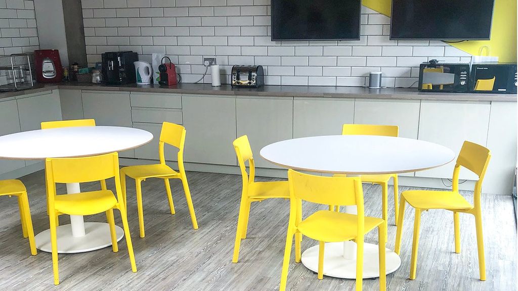 Property photo 3 of 6 The Works Turnham Green Terrace Mews Chiswick London W4 Office To Let Chiswick West London Int Kitchen Diner 20.Jpg