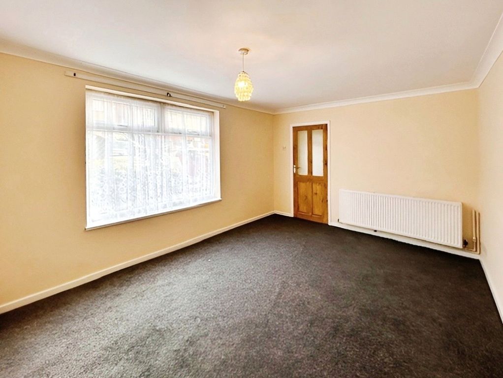 Property photo 2 of 15 Picture No. 11