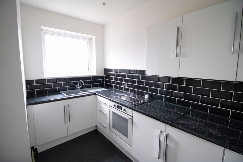 Property photo 3 of 9 Kitchen