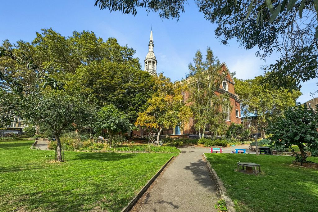 Property photo 3 of 20 5.Png