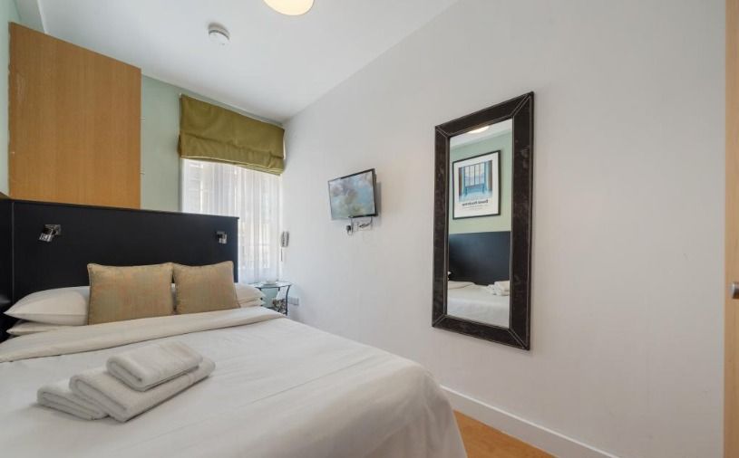 Property photo 2 of 8 5255861