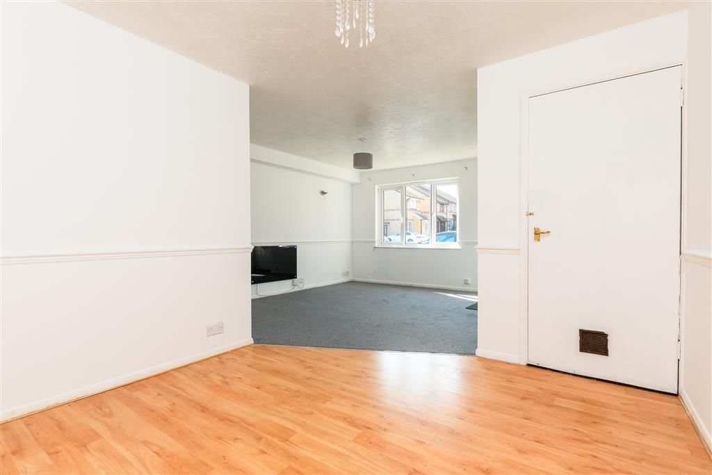 Property photo 2 of 12 Dining Area