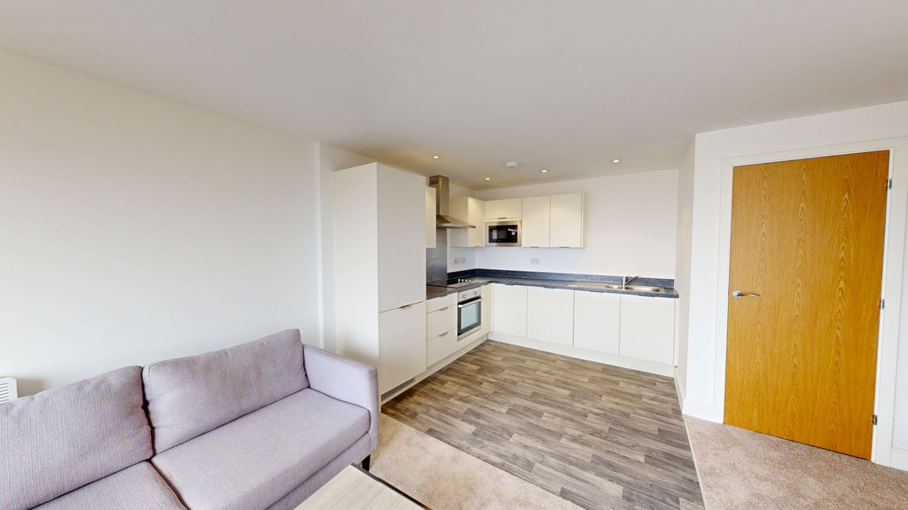 Property photo 3 of 8